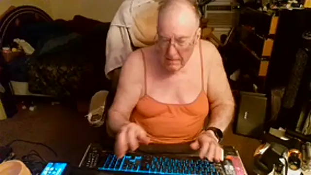 Toastir Webcam show