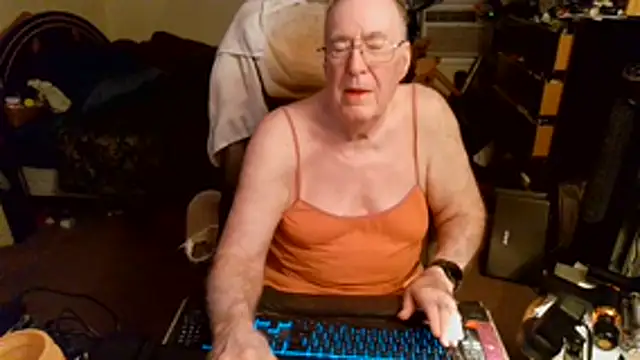Toastir's Webcam Show
