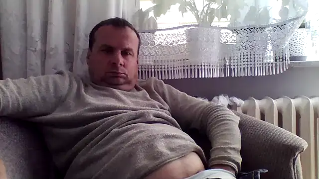 grzes19763 Show Webcam