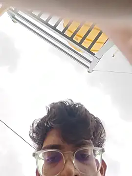 ThejasRockey Webcam-Show
