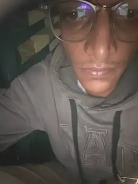 ThejasRockey 网络视讯表演