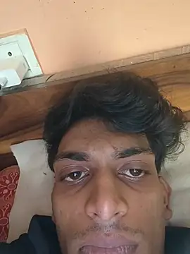 ThejasRockeyn Webbikameraesitys