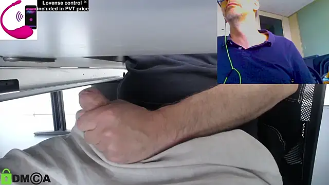 Webkamerová show pliko