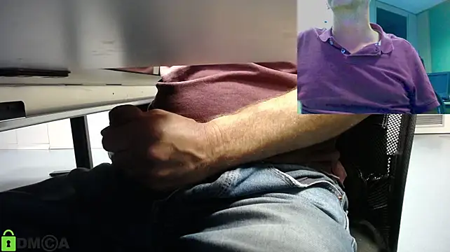 Webkamerová show pliko