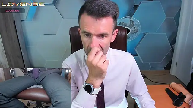 SteveTiger Adlı Modelin Web Kamerası Şovu