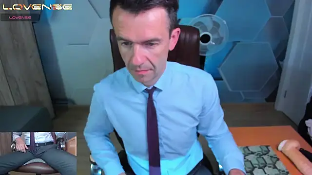 SteveTiger Pertunjukan Webcam