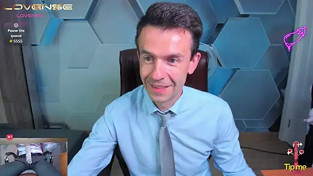 SteveTiger Show in webcam