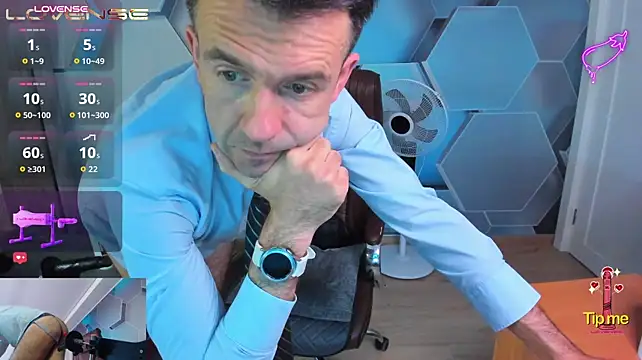 SteveTiger Pertunjukan Webcam