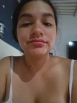 blerstefan1 Adlı Modelin Canlı XXX Sohbeti