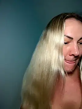 NastyMilf_n Webbikameraesitys