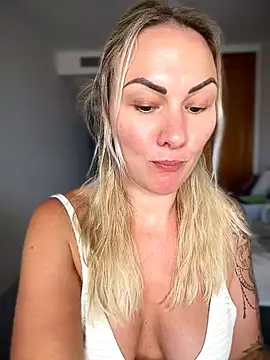 NastyMilf_ webcam show