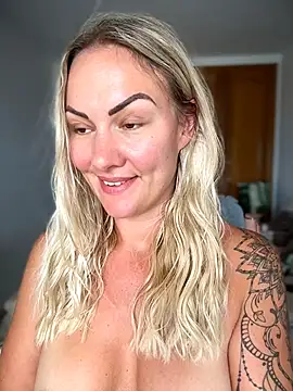 عرض كام NastyMilf_
