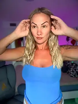 NastyMilf_ – webcam-show