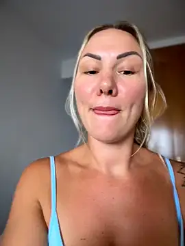 NastyMilf_ Webcam-Show