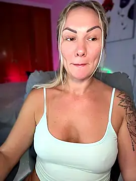 NastyMilf_ webcam show