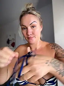 NastyMilf_ webcam show