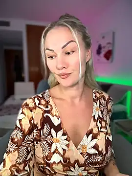 NastyMilf_ webcam show