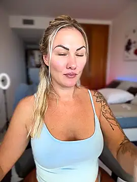 NastyMilf_ Live XXX-chat