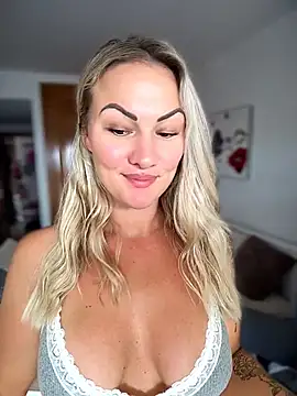 Show webcam de NastyMilf_