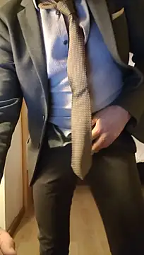 Justforoneday Show in webcam