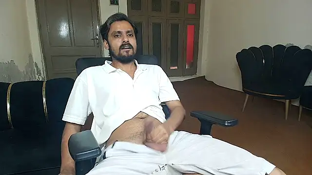 Shazkaif 网络视讯表演