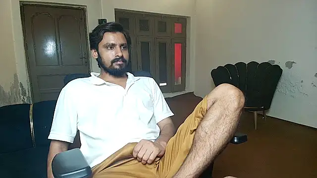Pertunjukan Kamera Web Shazkaif