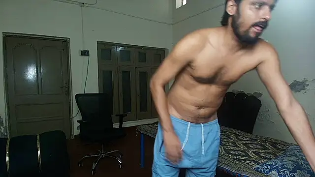 Pertunjukan Kamera Web Shazkaif