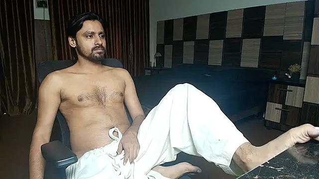 Shazkaif Show in webcam