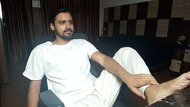 Shazkaif Pertunjukan Webcam