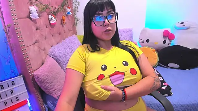 LillyCandy Adlı Modelin Canlı XXX Sohbeti