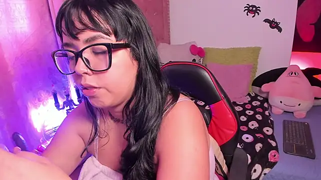 Онлайн чат XXX LillyCandy
