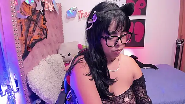 Chatroom XXX en direct de LillyCandy