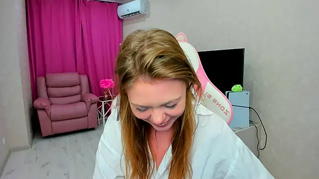 Strawberrye's Live XXX Chat
