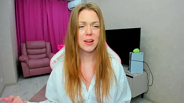 Strawberrye's Live XXX Chat
