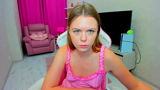 Strawberrye's Live XXX Chat