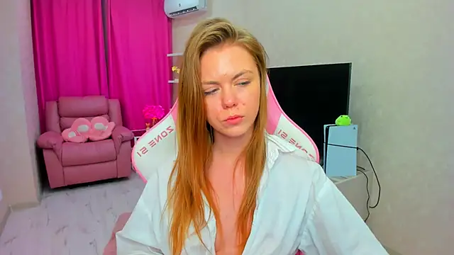 Strawberrye's Live XXX Chat