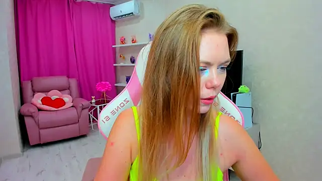 Czat XXX na żywo – Strawberrye