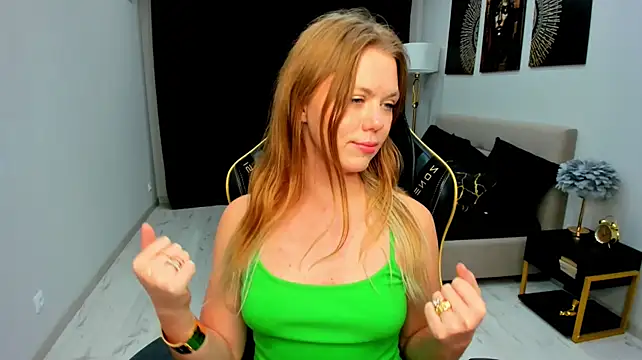 Chat XXX en directo de Strawberrye