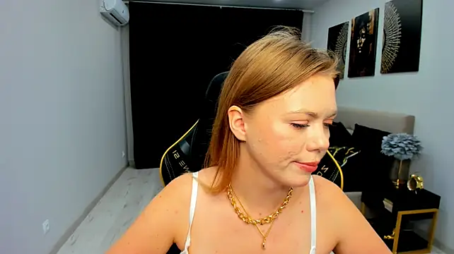 Strawberrye's Live XXX Chat