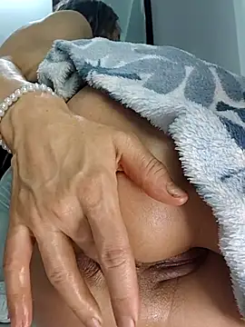 estrella_tasty লাইভ XXX চ্যাট