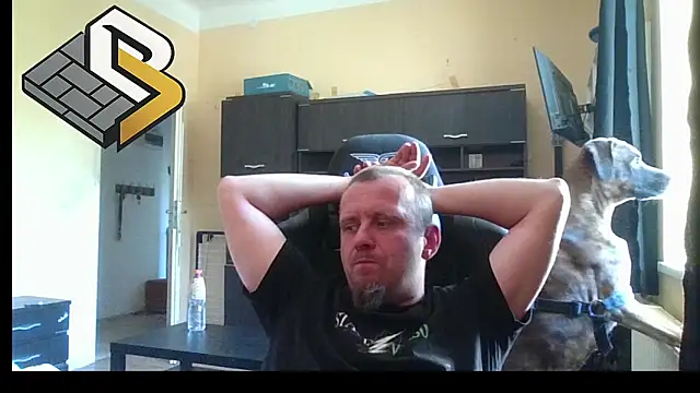 MrWhitePL webkamerás műsora