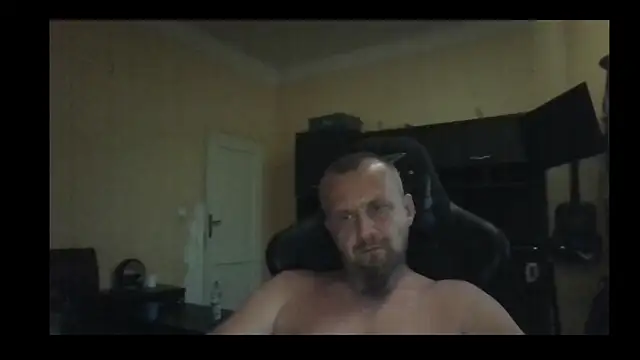 MrWhitePL webkamerás műsora