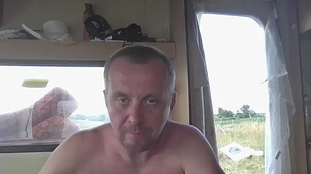 Webkamerová show MrWhitePL