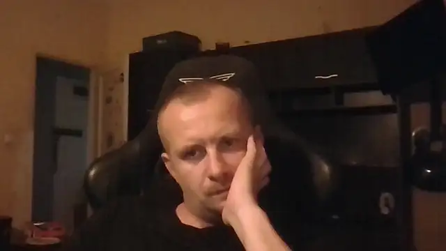 MrWhitePL Pertunjukan Webcam