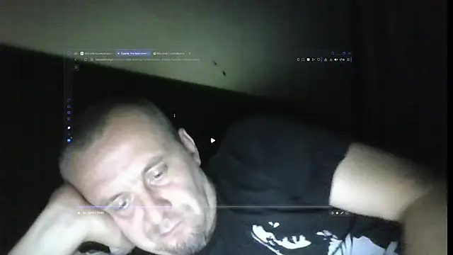 MrWhitePL webcam show