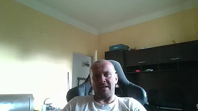 Show Webcam de MrWhitePL