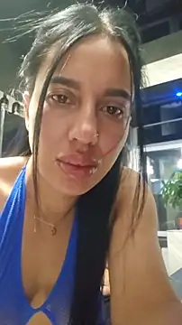 im-your-lovee Webcam show