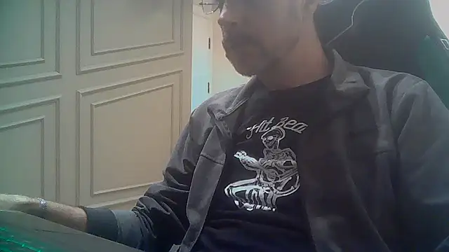 boran34 Show in webcam