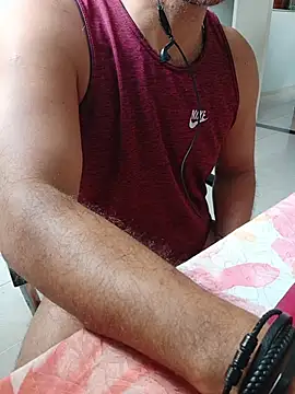 morenodiscret35's Webcam Show