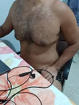 Show de morenodiscret35 na webcam
